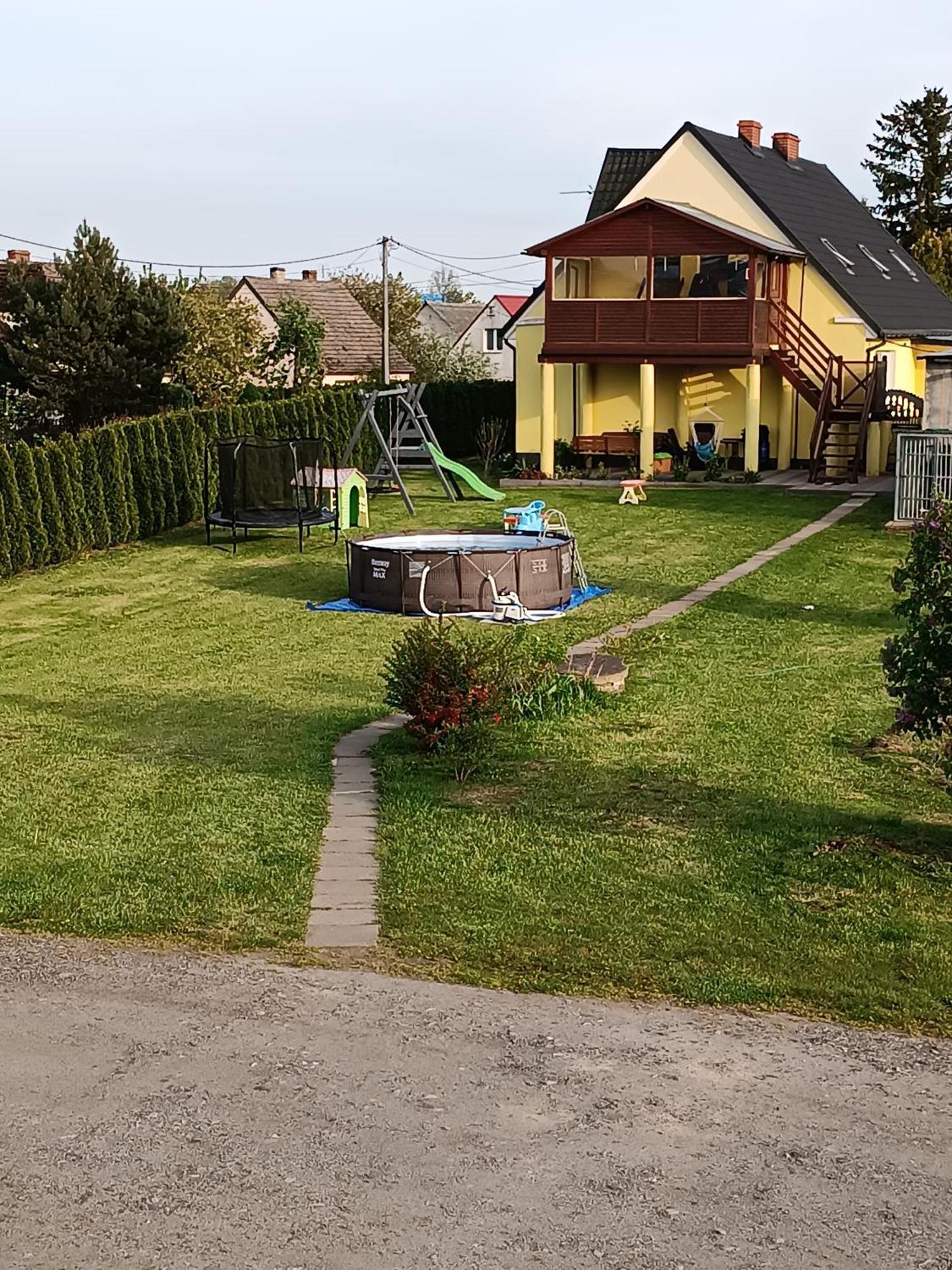 Dobre Wakacje, 8 Km Od Mielna I Od Koszalina Bedzino Exterior photo